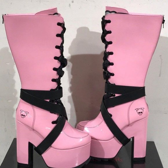 Monster high pink fashion boots - Picture 3 of 3